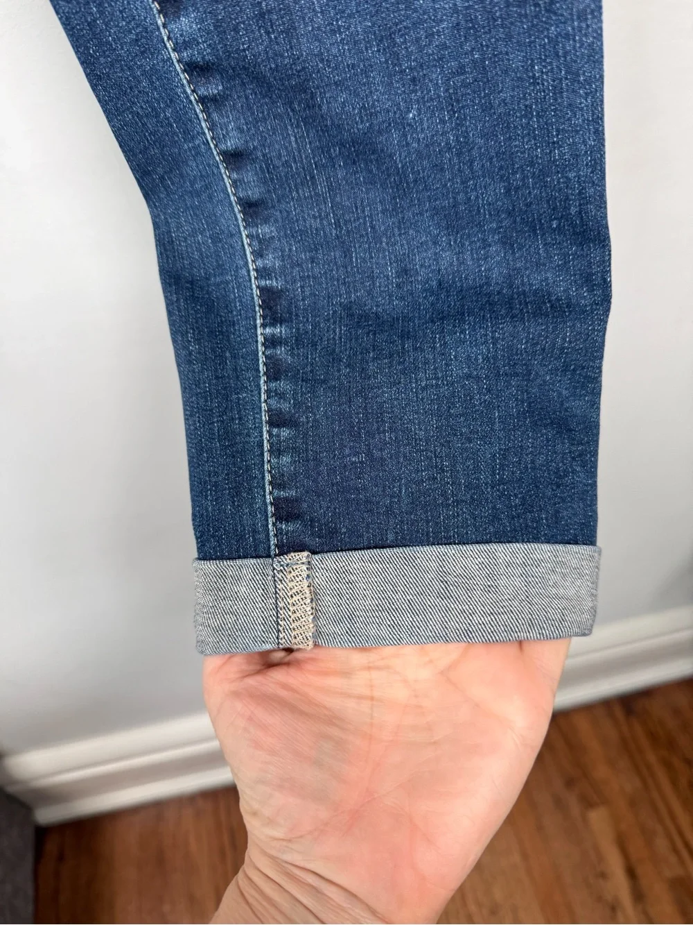 AG Adriano Goldschmied The Stilt Roll Up Slim Skinny Jeans Size 28R